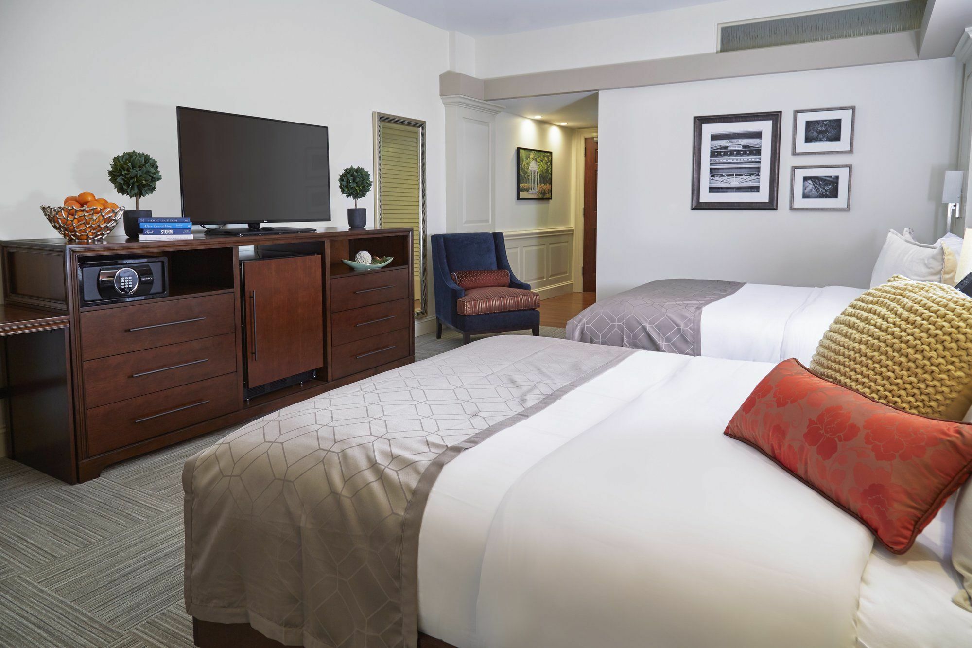 Rizzo Center, A Destination By Hyatt Hotel Chapel Hill Exteriör bild